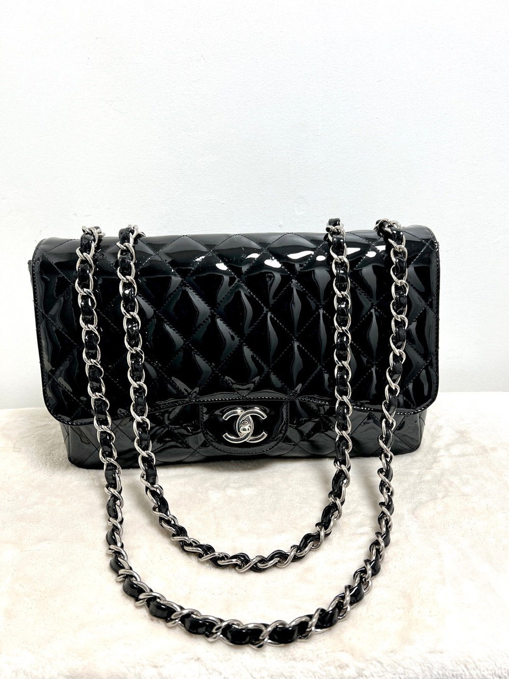 CHANEL Black Patent Leather Jumbo Flap Bag